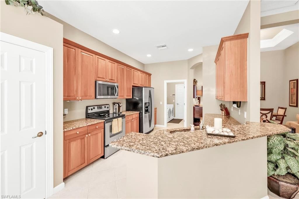 15864 Delaplata LN, NAPLES FL 34110-10