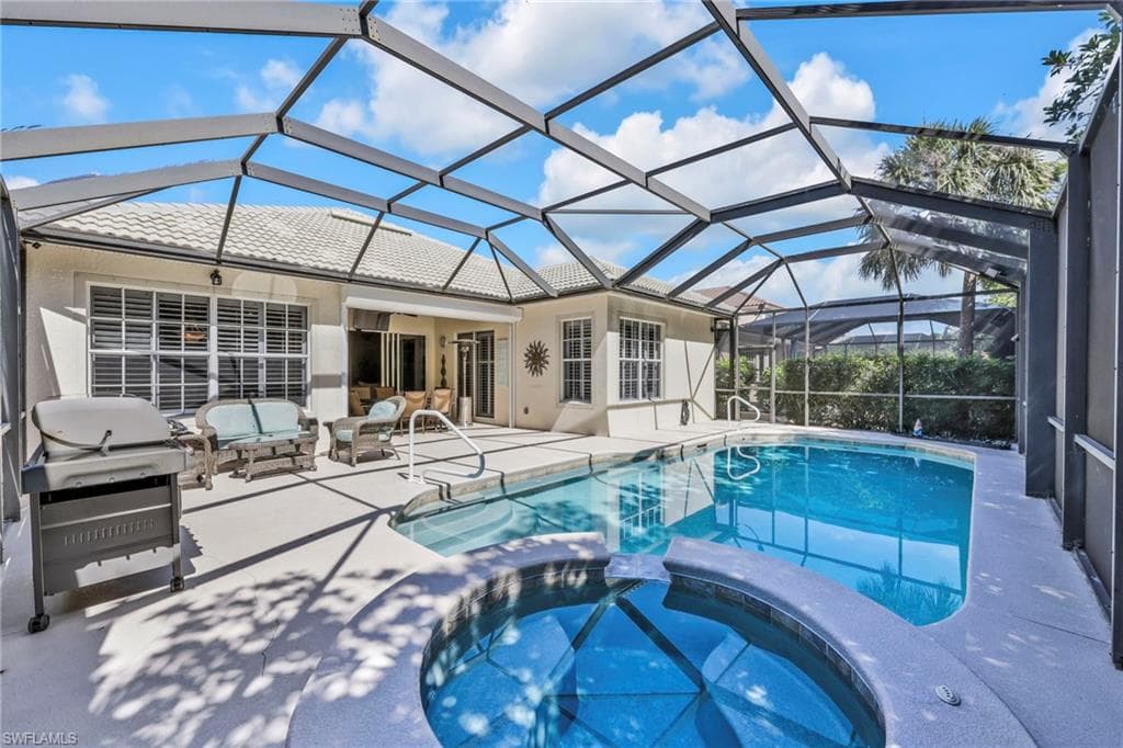 15864 Delaplata LN, NAPLES FL 34110-30