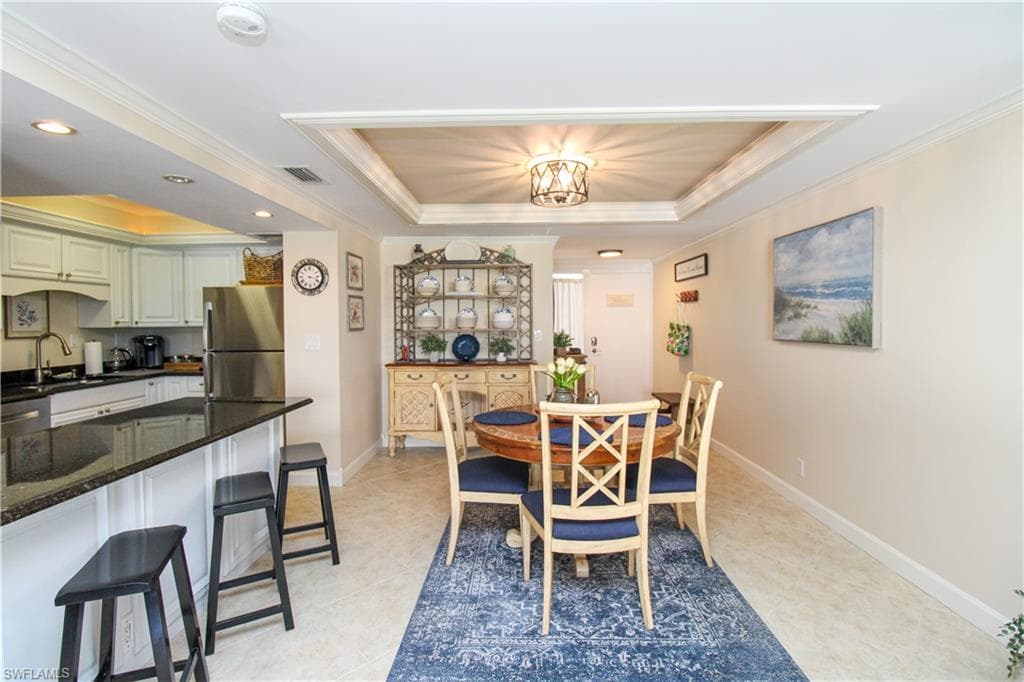 3443 Gulf Shore BLVD N # 213, NAPLES FL 34103-14