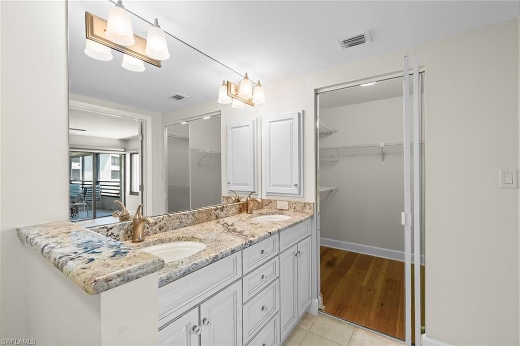 1605 Middle Gulf DR # 105, SANIBEL FL 33957-26