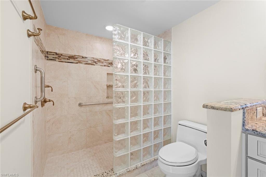 1605 Middle Gulf DR # 105, SANIBEL FL 33957-29