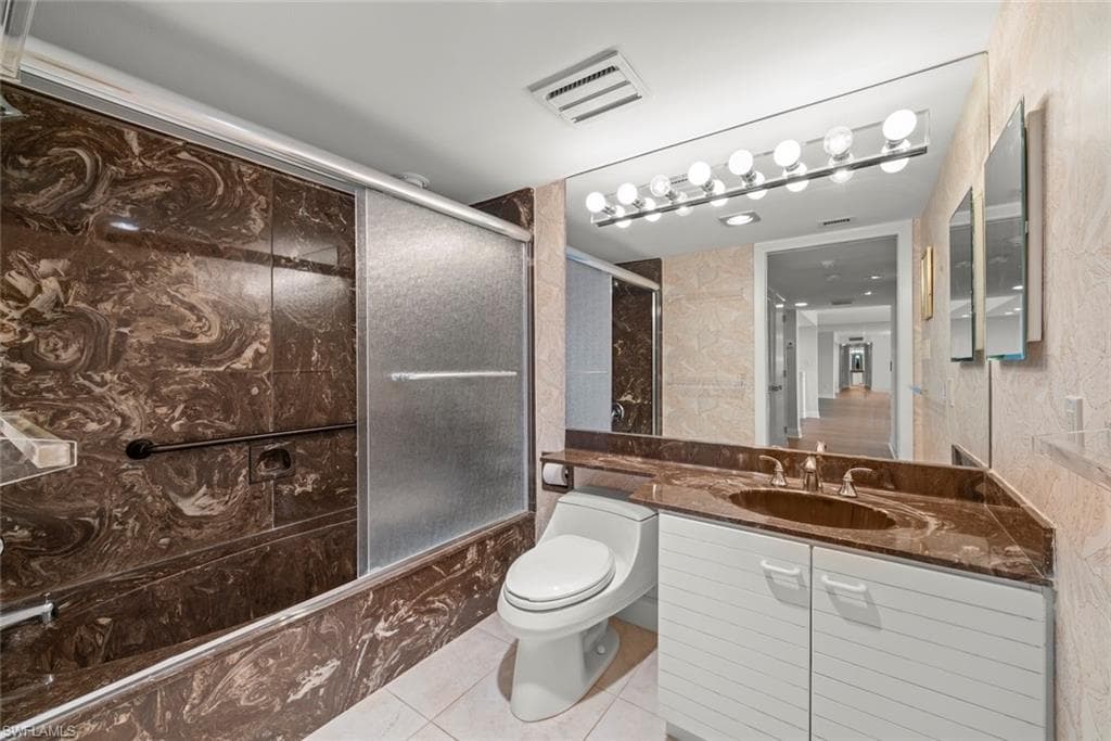1605 Middle Gulf DR # 105, SANIBEL FL 33957-32