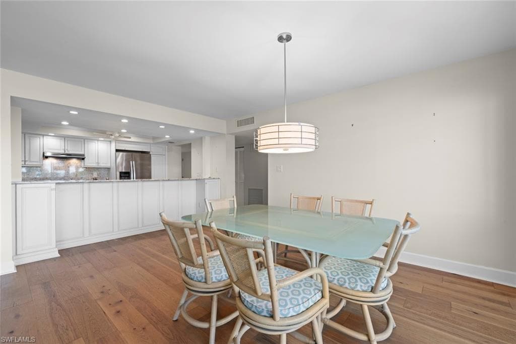 1605 Middle Gulf DR # 105, SANIBEL FL 33957-13