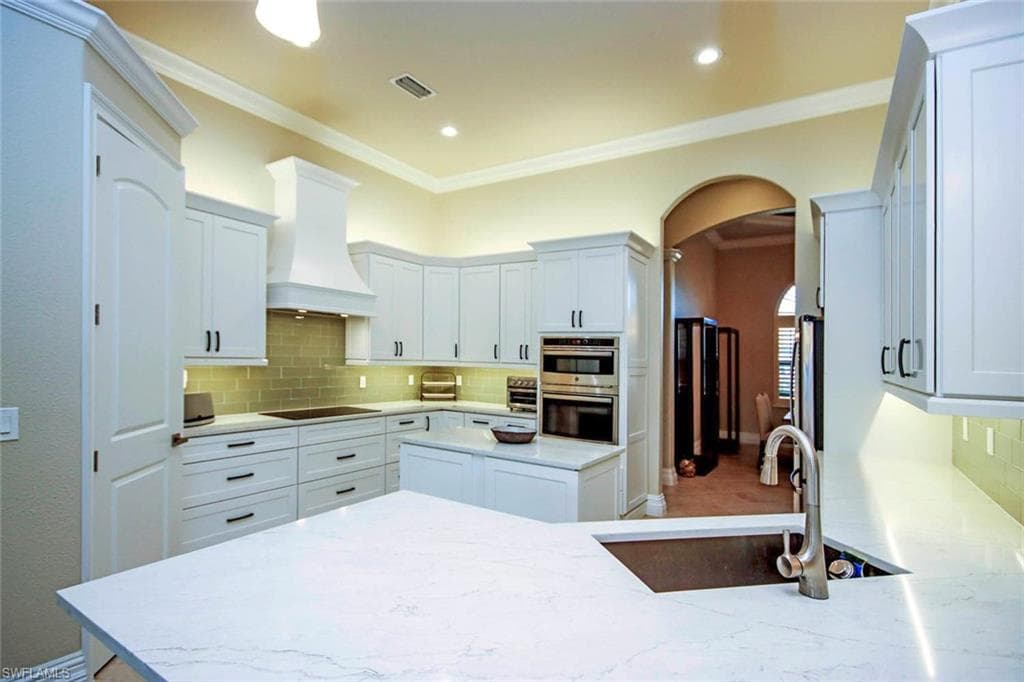 16025 Waterleaf LN, FORT MYERS FL 33908-7