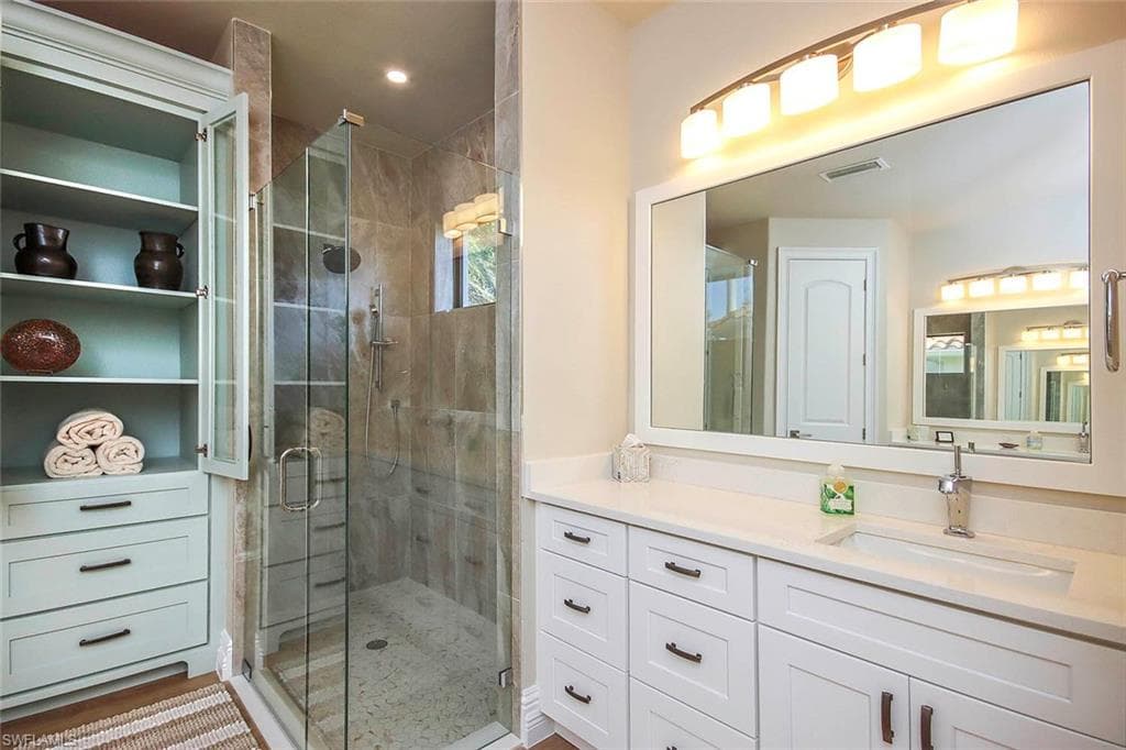 16025 Waterleaf LN, FORT MYERS FL 33908-20