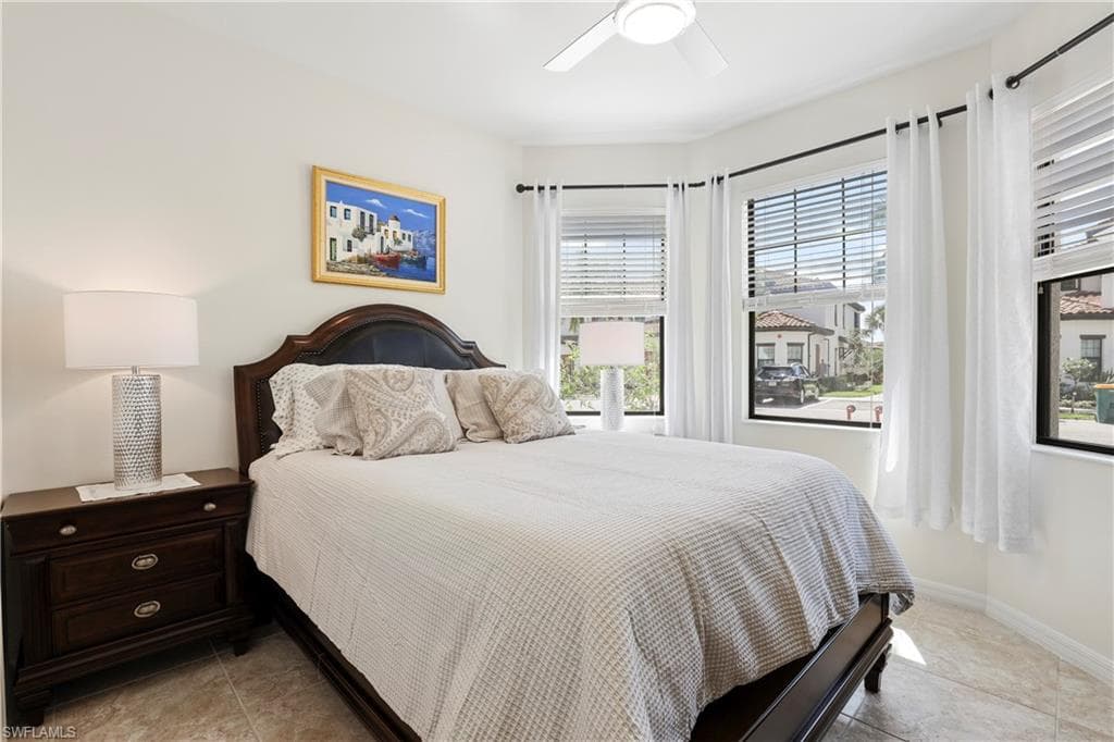 15145 Palmer Lake CIR # 103, NAPLES FL 34109-15