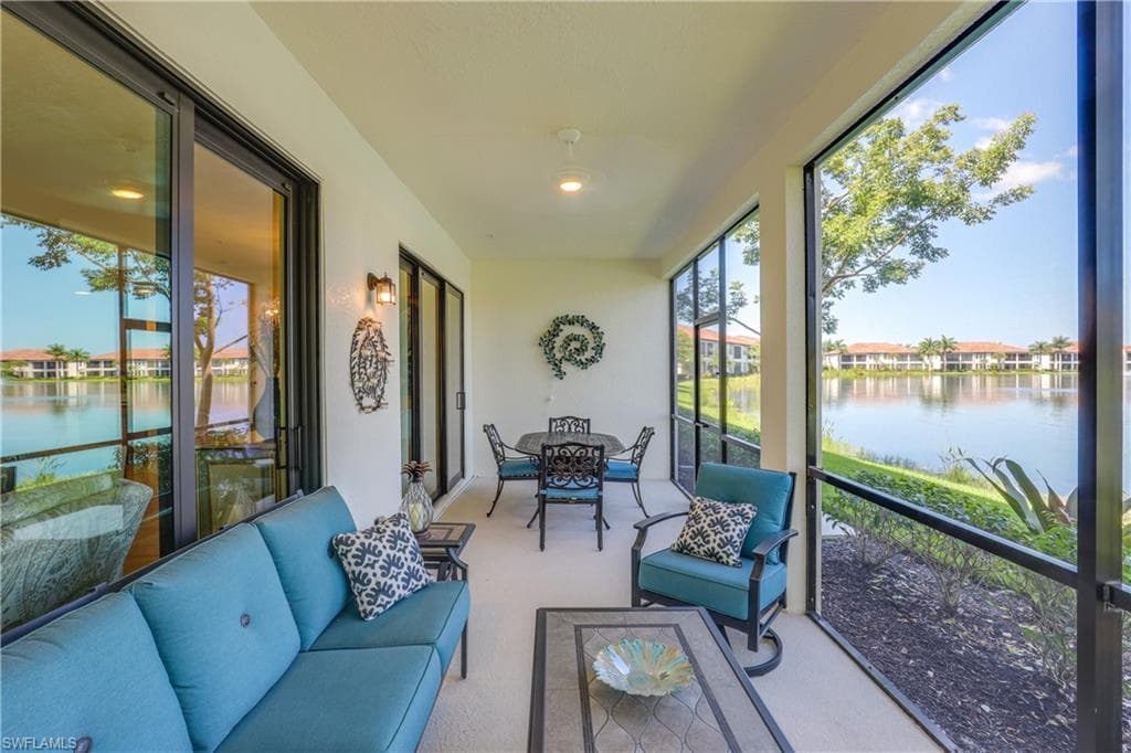 15145 Palmer Lake CIR # 103, NAPLES FL 34109-18