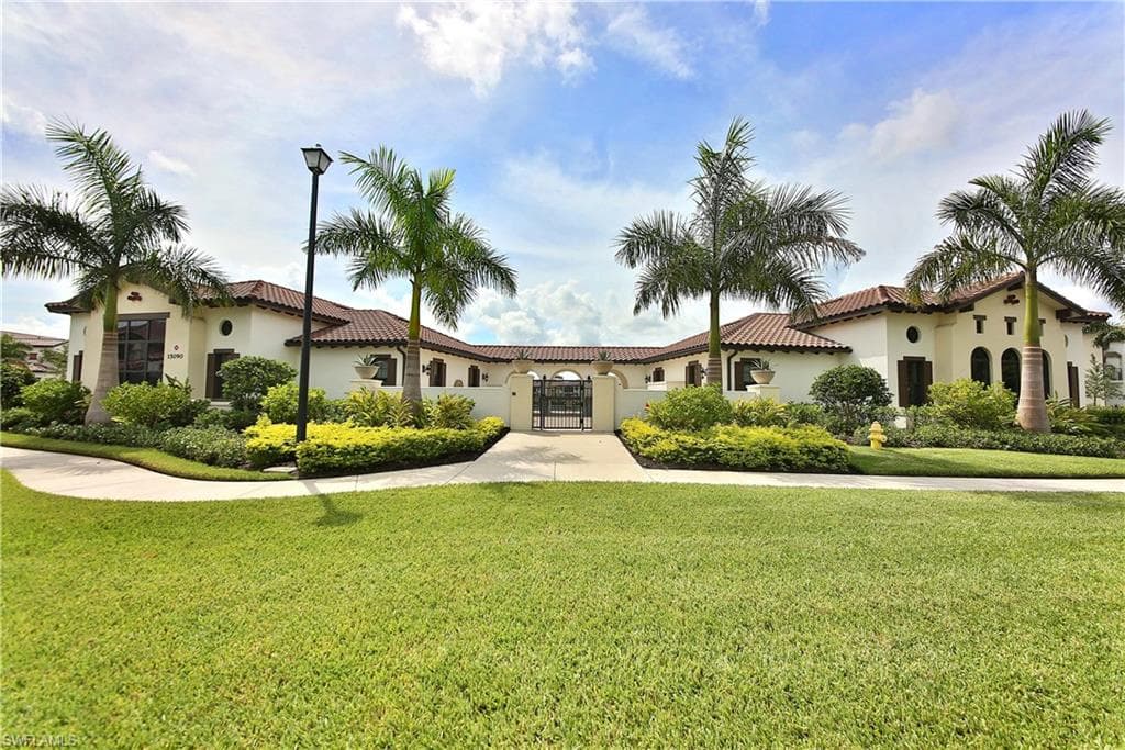 15145 Palmer Lake CIR # 103, NAPLES FL 34109-20
