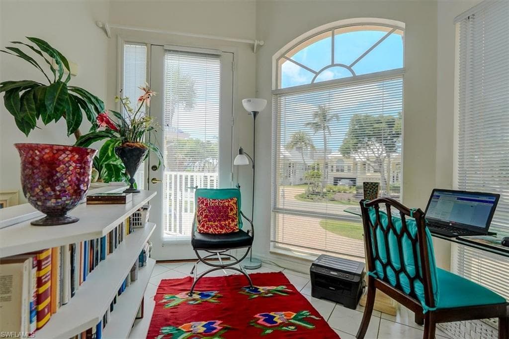 281 Lenell RD, FORT MYERS BEACH FL 33931-4