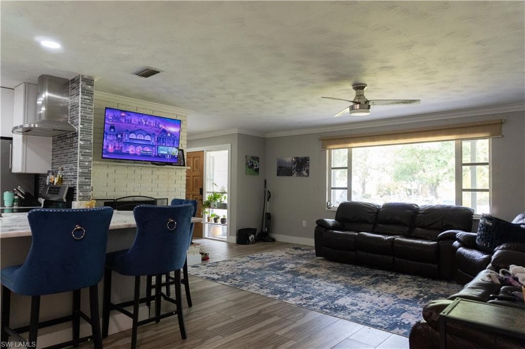 3388 E Riverside DR, FORT MYERS FL 33916-5