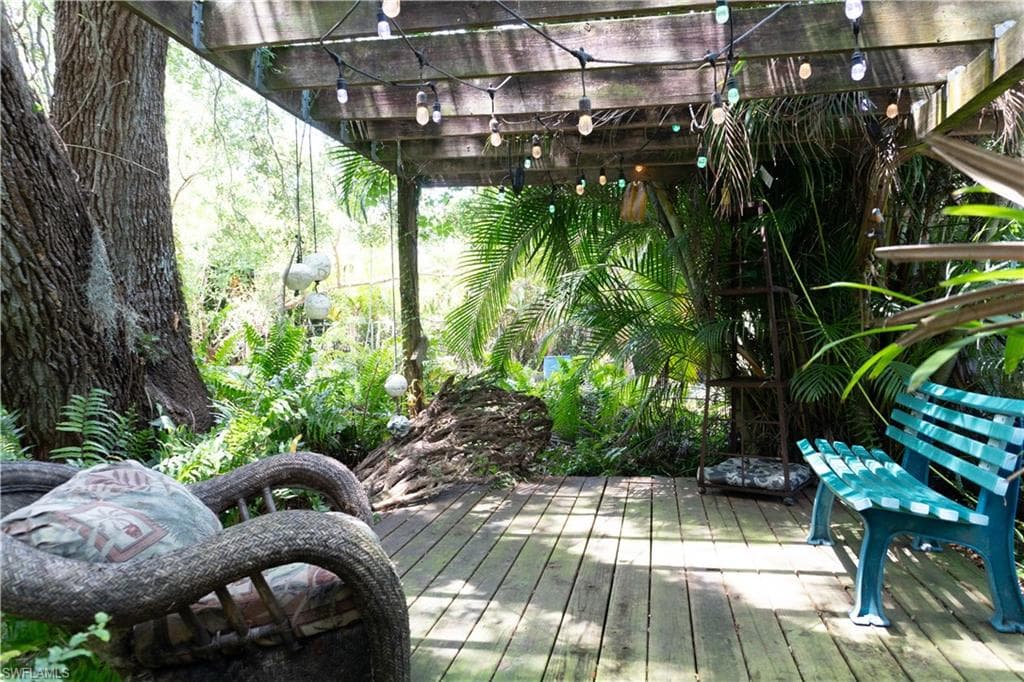 3388 E Riverside DR, FORT MYERS FL 33916-42