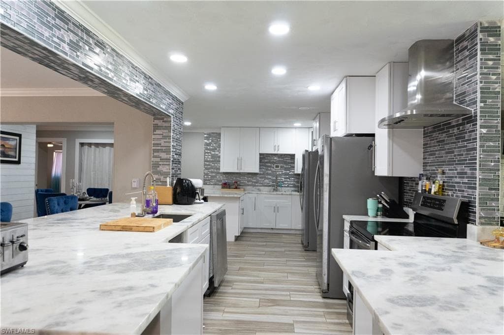3388 E Riverside DR, FORT MYERS FL 33916-7