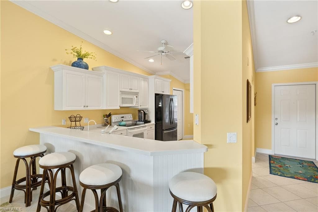 2860 Cypress Trace CIR # 1821, NAPLES FL 34119-11