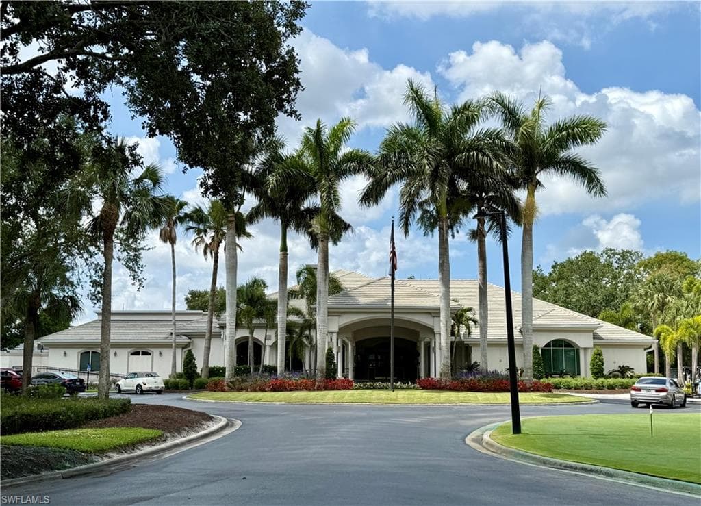 2860 Cypress Trace CIR # 1821, NAPLES FL 34119-37