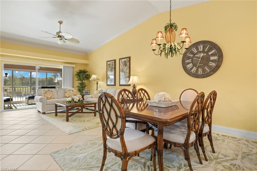 2860 Cypress Trace CIR # 1821, NAPLES FL 34119-9