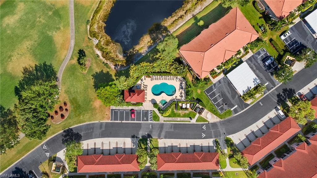 2860 Cypress Trace CIR # 1821, NAPLES FL 34119-36