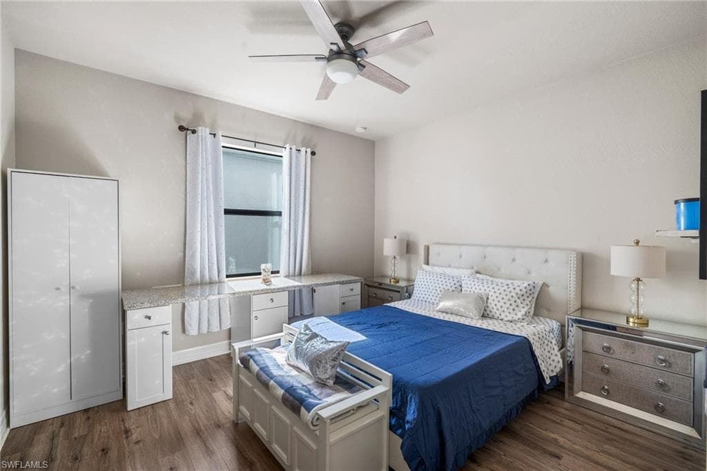 4334 Aurora ST, NAPLES FL 34119-23