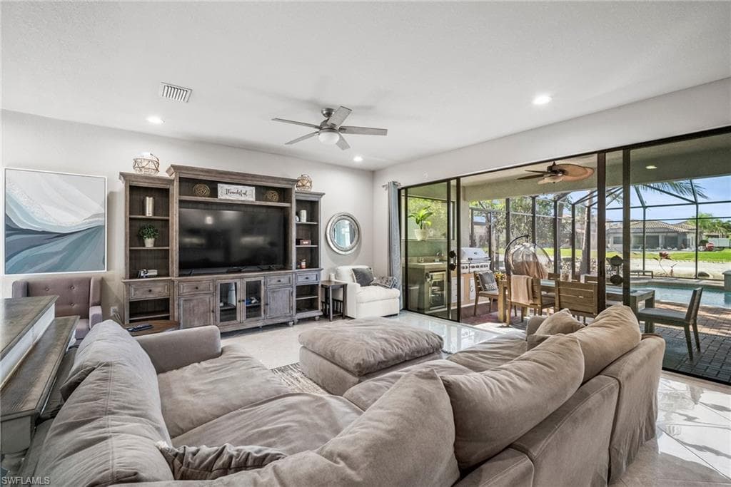 4334 Aurora ST, NAPLES FL 34119-14