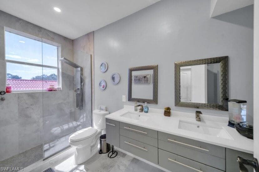 2736 Blue Cypress Lake CT, CAPE CORAL FL 33909-15