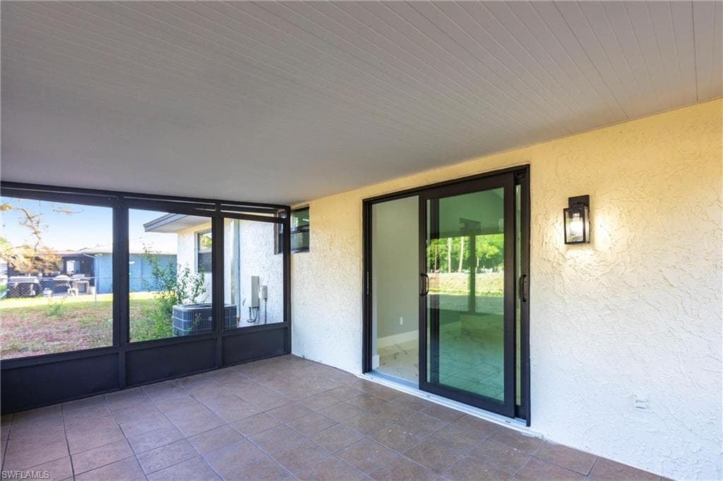 242 Ground Dove CIR, LEHIGH ACRES FL 33936-22