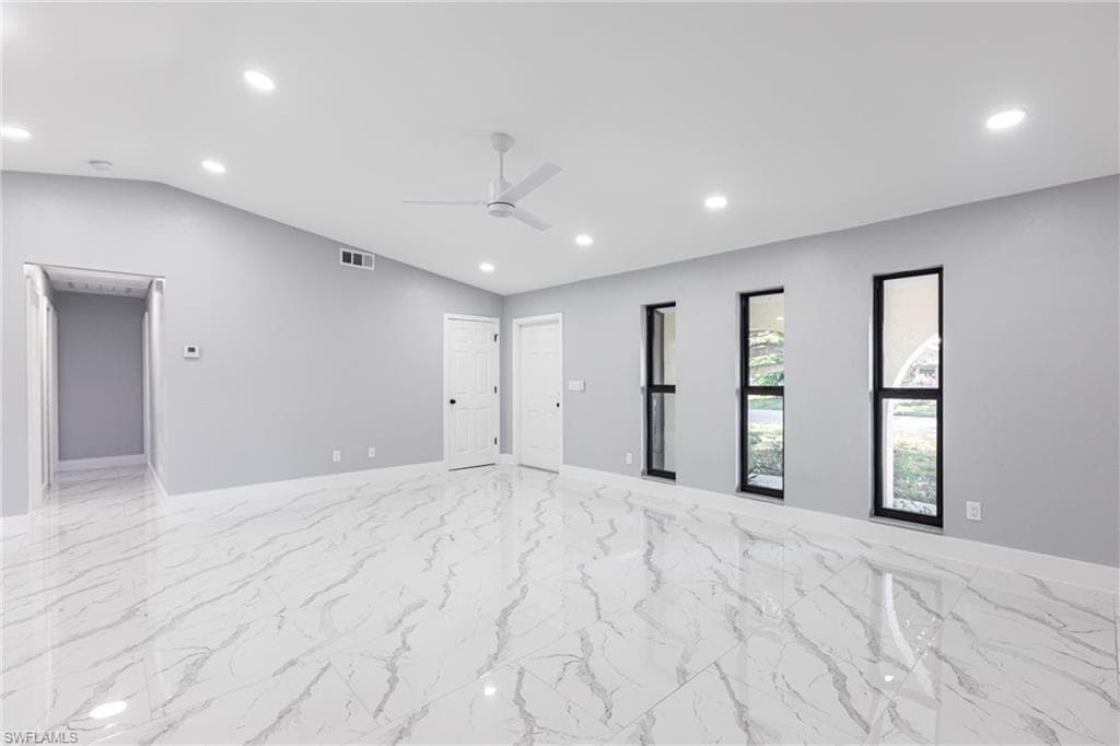 242 Ground Dove CIR, LEHIGH ACRES FL 33936-1