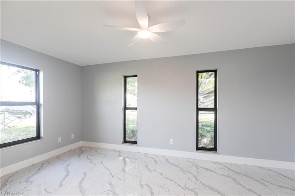 242 Ground Dove CIR, LEHIGH ACRES FL 33936-17