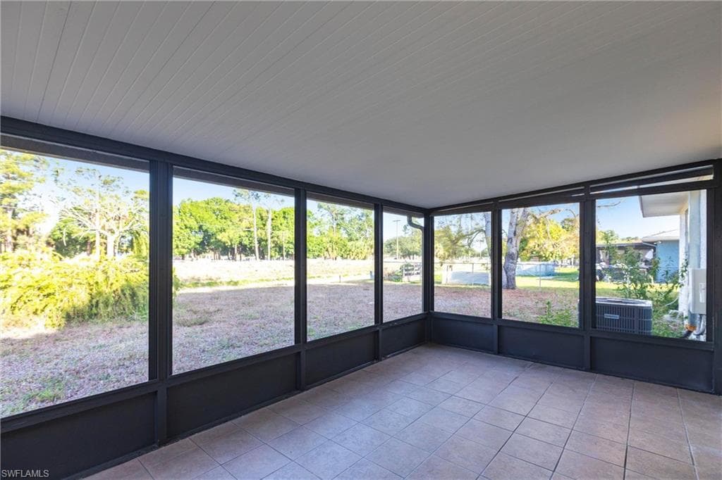 242 Ground Dove CIR, LEHIGH ACRES FL 33936-24