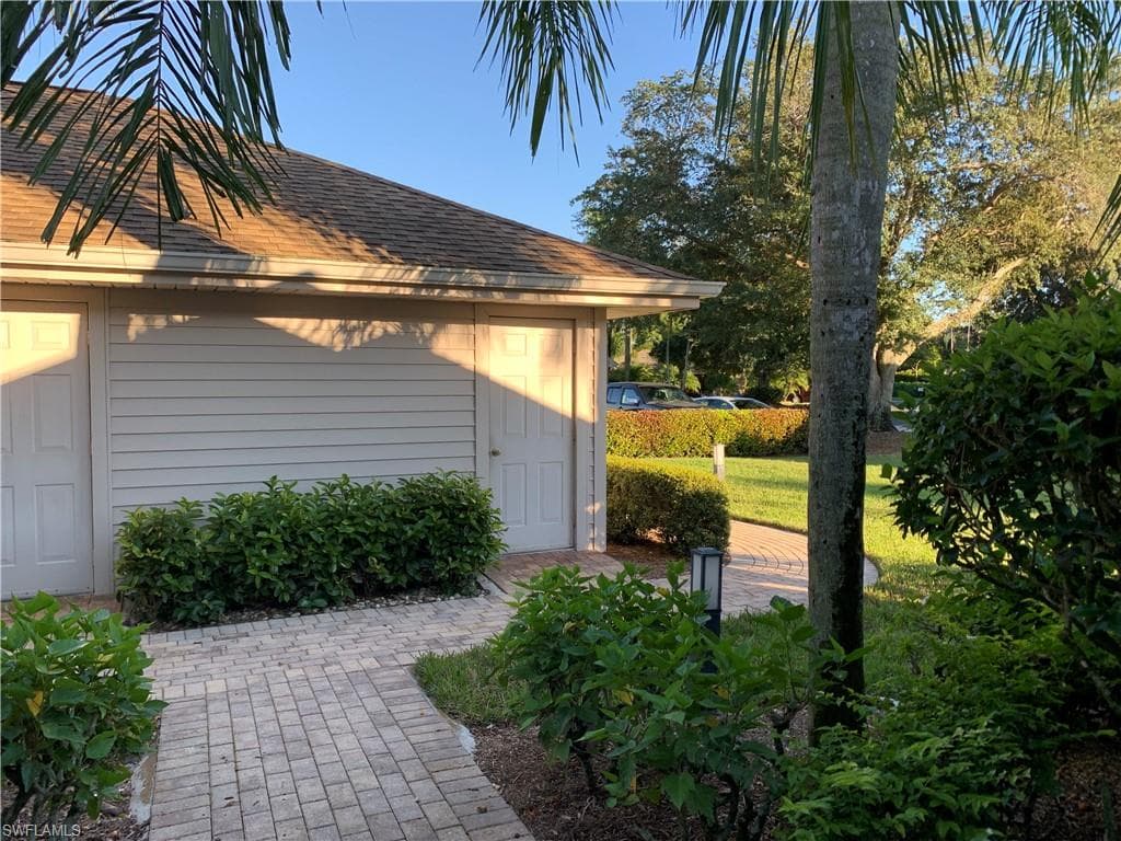 6617 Ilex CIR # A, NAPLES FL 34109-16