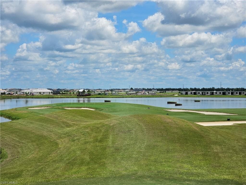 5427 Double Eagle CIR # 2826, AVE MARIA FL 34142-27