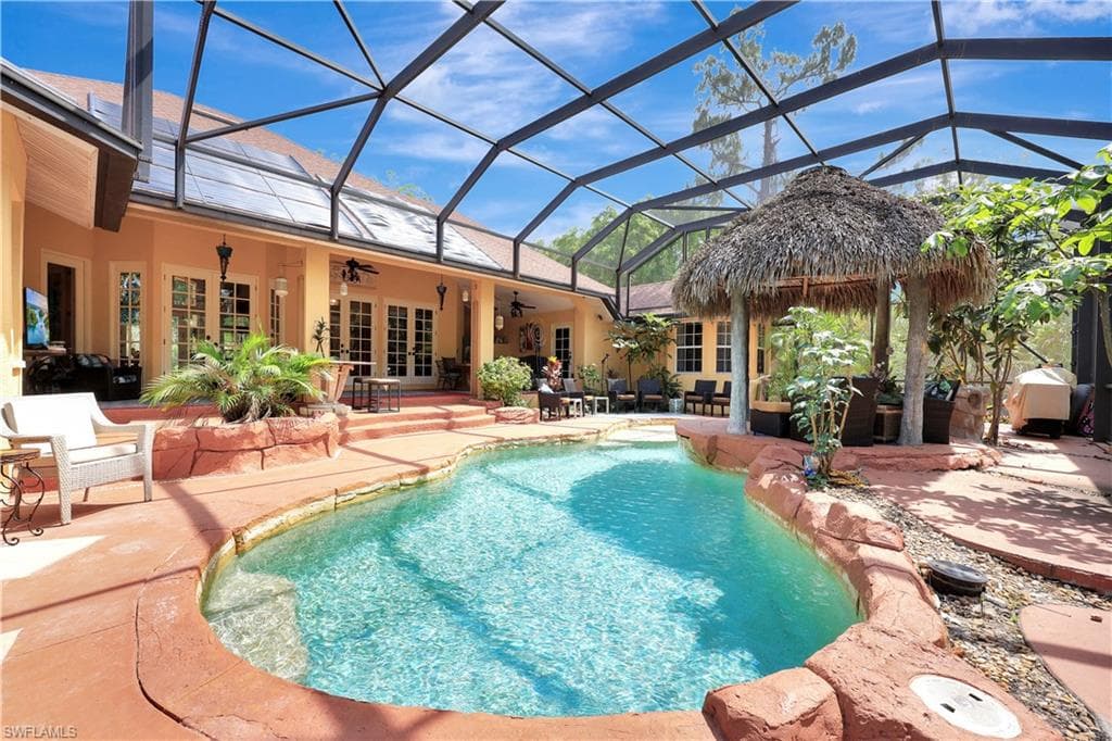 1904 Bethany PL, NAPLES FL 34109-2