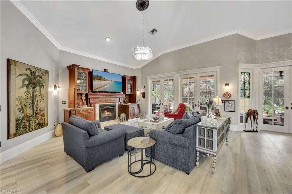 1904 Bethany PL, NAPLES FL 34109-4