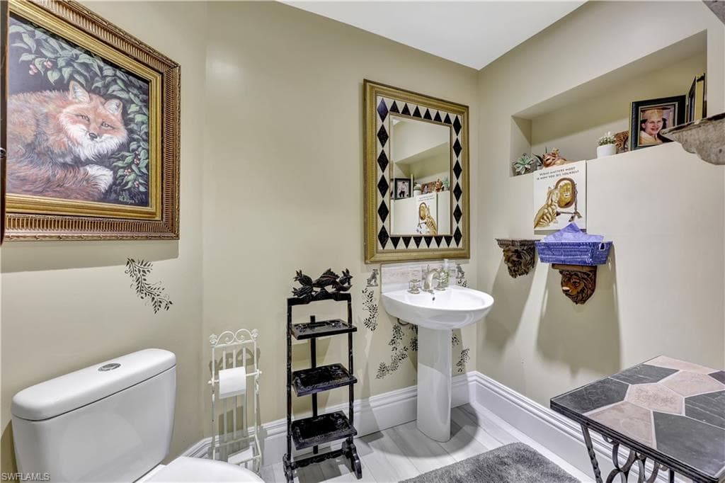 1904 Bethany PL, NAPLES FL 34109-17