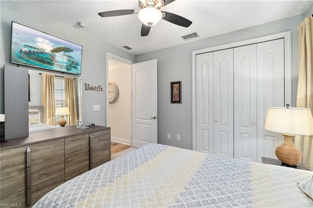 1259 Carpazi CT # 302, NAPLES FL 34105-9