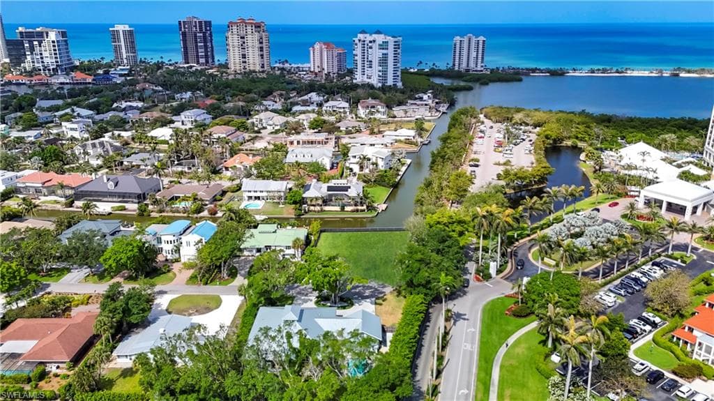 5291 Sand Dollar LN, NAPLES FL 34103-3