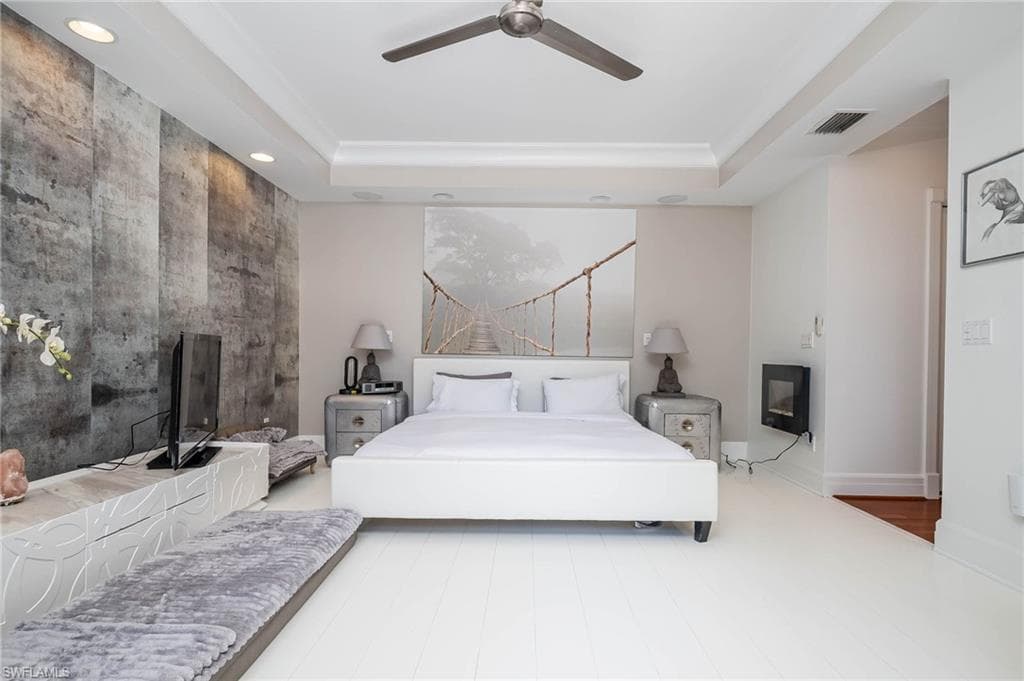 1205 Caloosa DR, FORT MYERS FL 33901-26