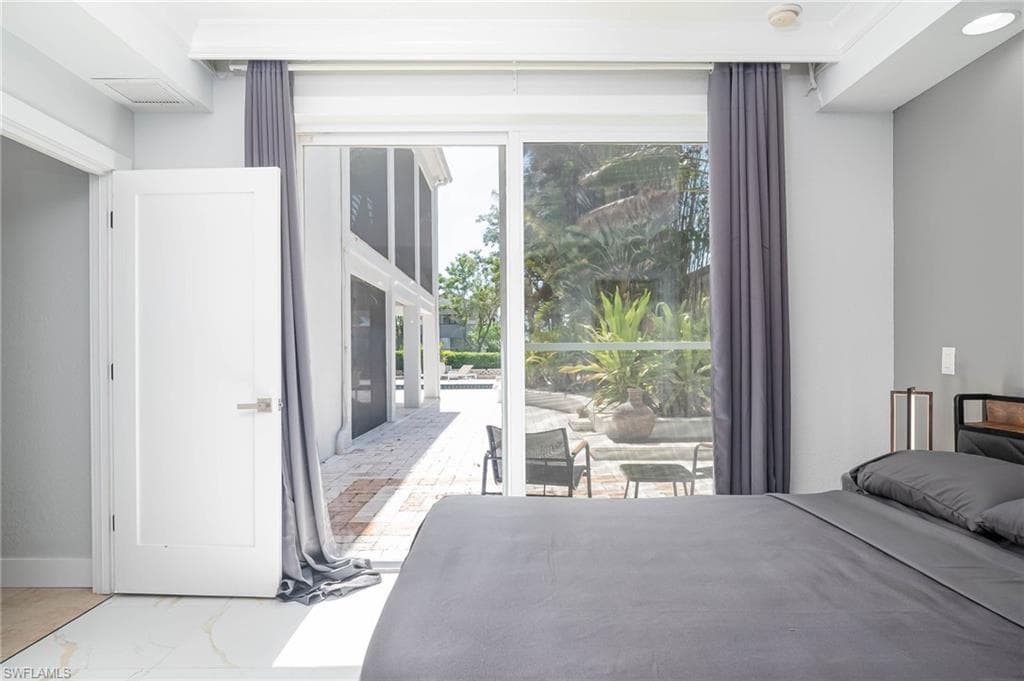 1205 Caloosa DR, FORT MYERS FL 33901-46