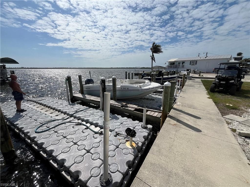 16900 Fishermans CV, BOKEELIA FL 33922-18