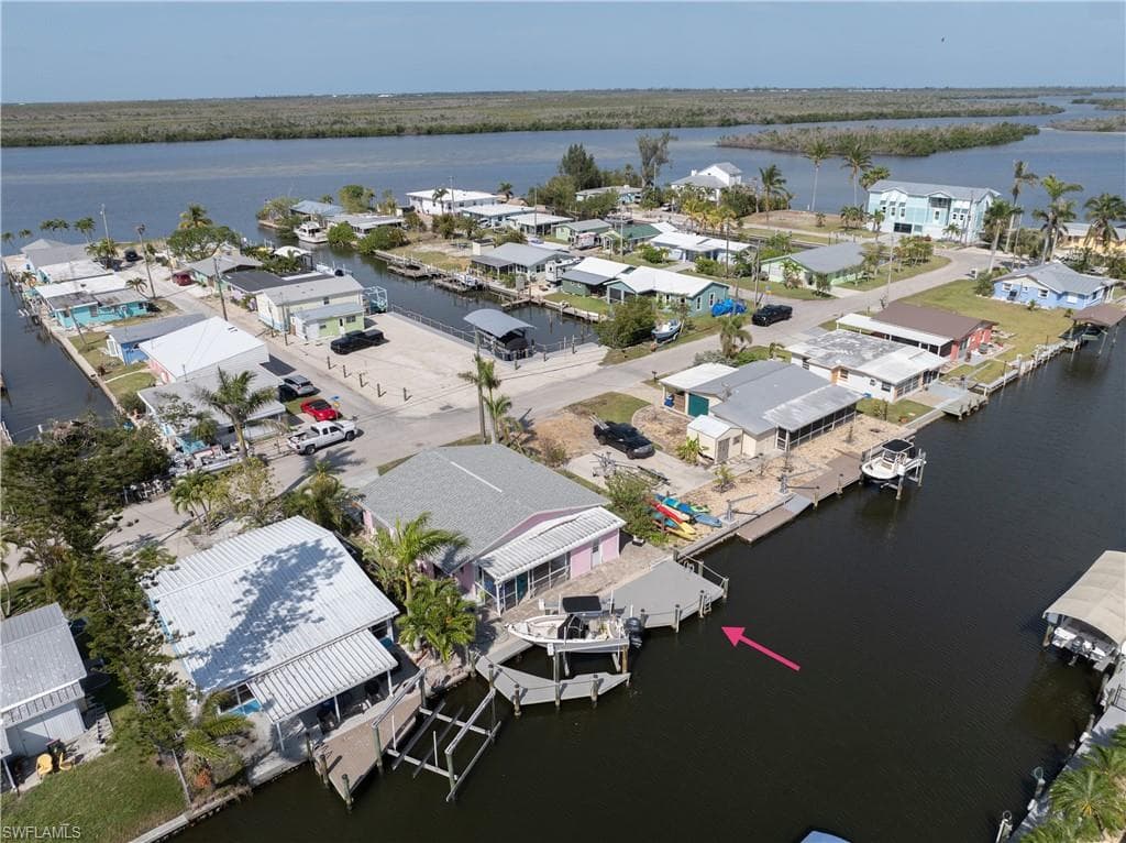 11476 May ST, MATLACHA FL 33993-3