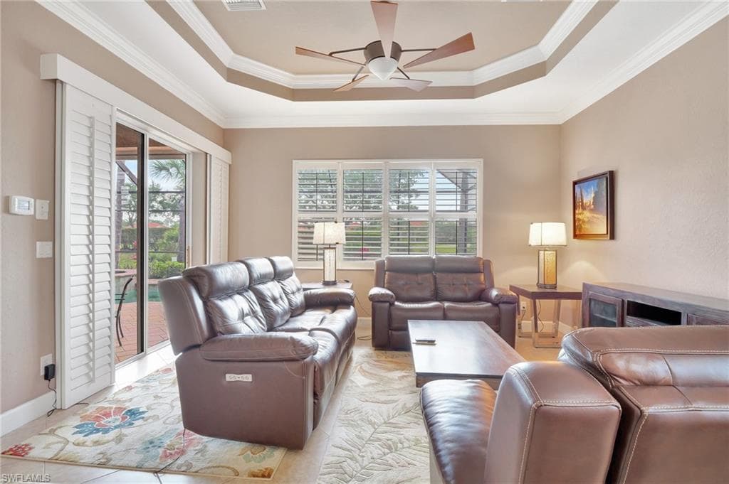 7903 Founders CIR, NAPLES FL 34104-12