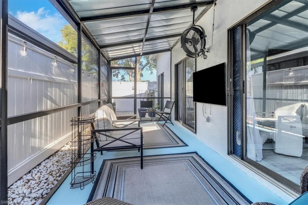 823 Meadowland DR # B, NAPLES FL 34108-11