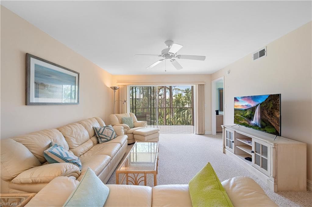 3072 Sandpiper Bay CIR # M202, NAPLES FL 34112-6