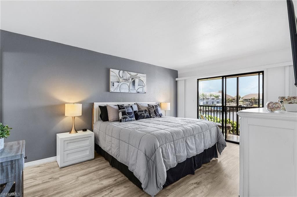 4647 SE 17th PL # 103, CAPE CORAL FL 33904-15