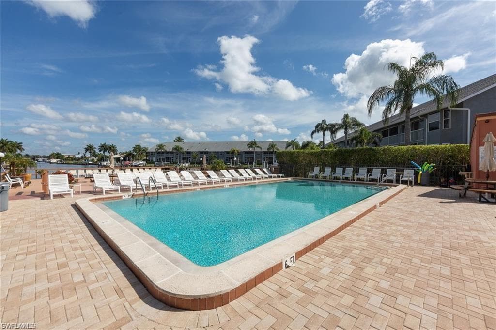 4647 SE 17th PL # 103, CAPE CORAL FL 33904-35