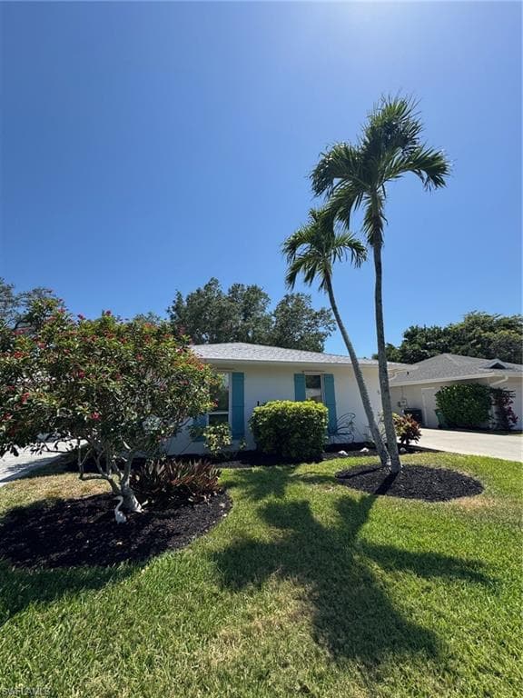 5 Rivard RD # 22, NAPLES FL 34112-2