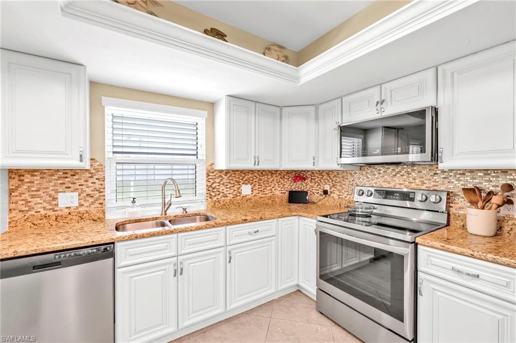 3780 Sabal Springs BLVD, NORTH FORT MYERS FL 33917-21