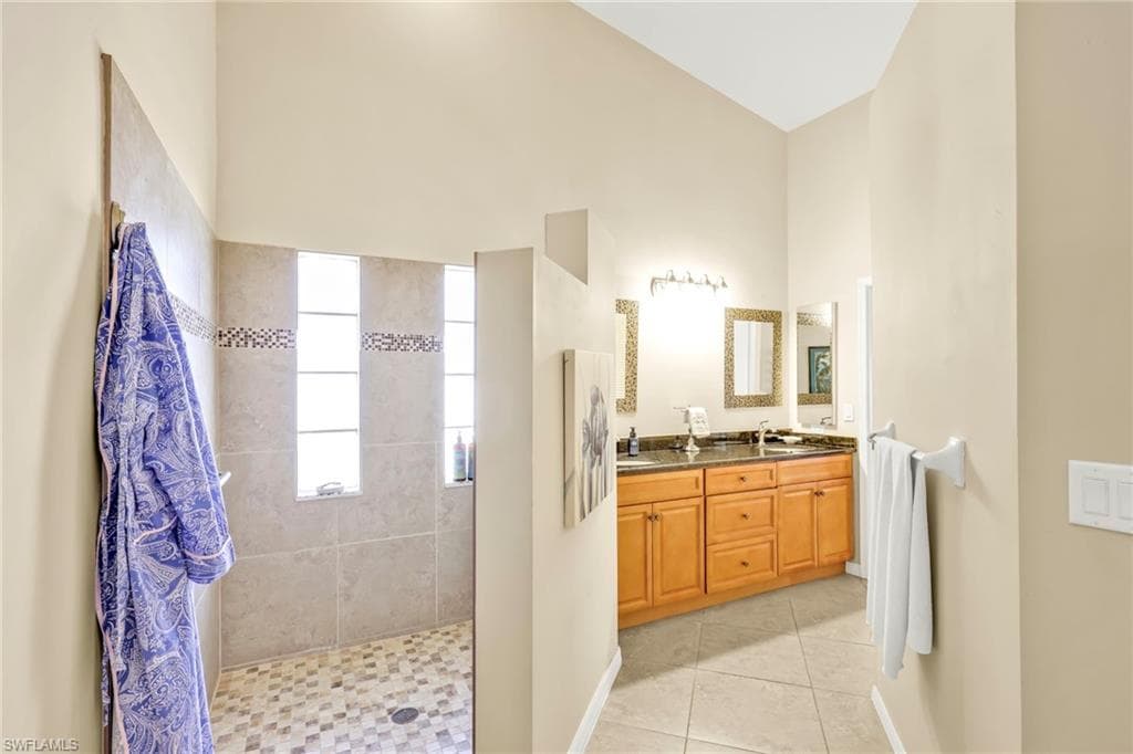 3780 Sabal Springs BLVD, NORTH FORT MYERS FL 33917-32