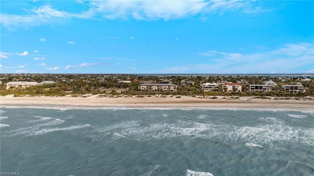 527 E Gulf DR # 203, SANIBEL FL 33957-17
