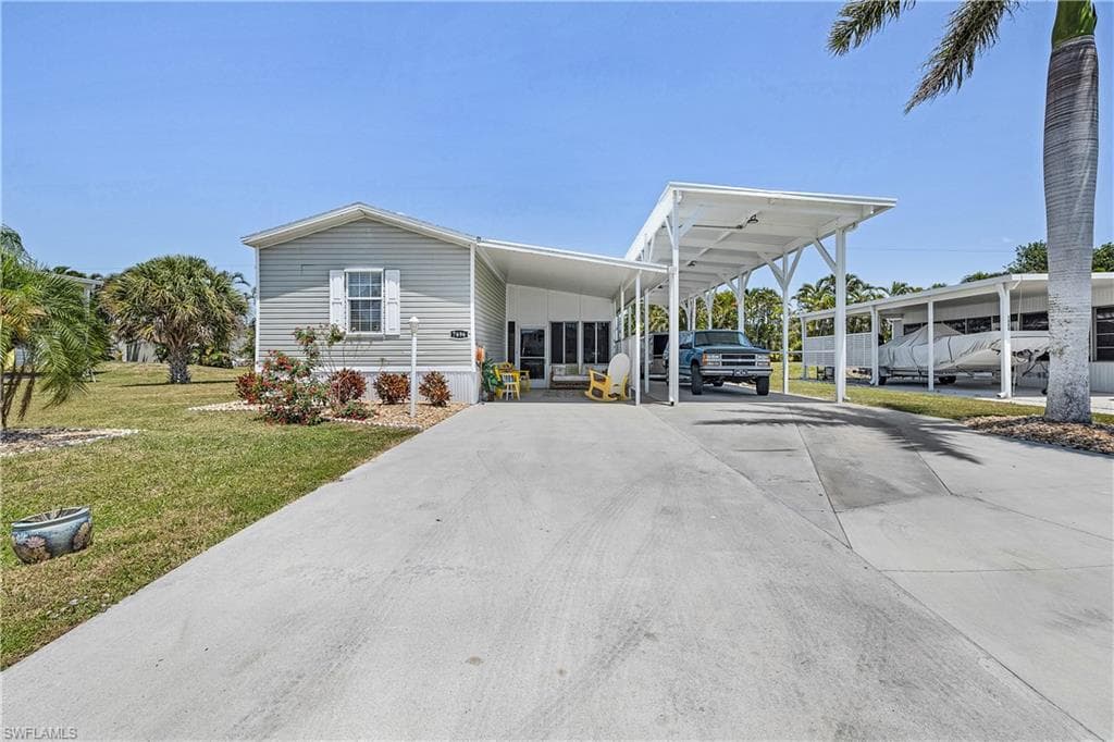 7696 Farrell RD, BOKEELIA FL 33922-3