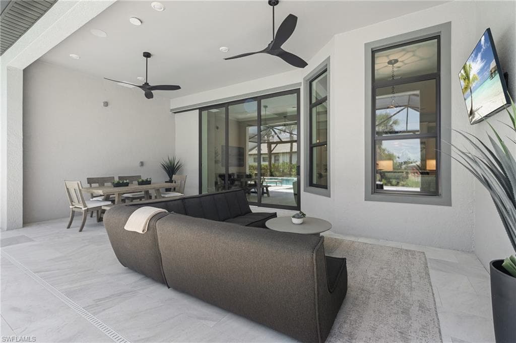 16198 Verilyn CIR, NAPLES FL 34110-42