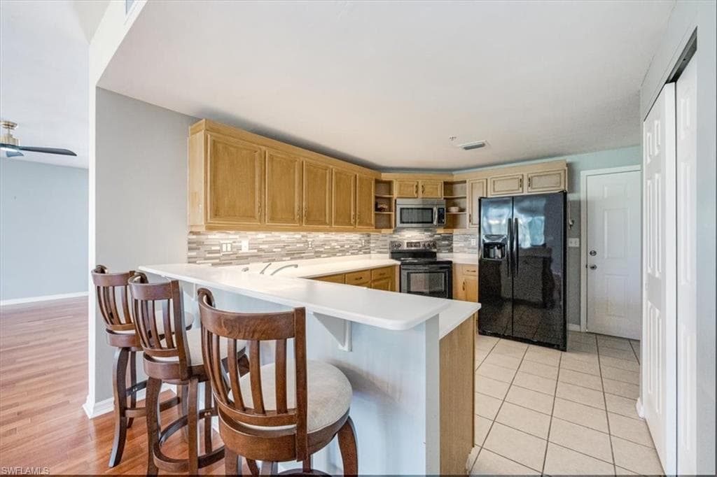 782 Eagle Creek DR # 203, NAPLES FL 34113-3